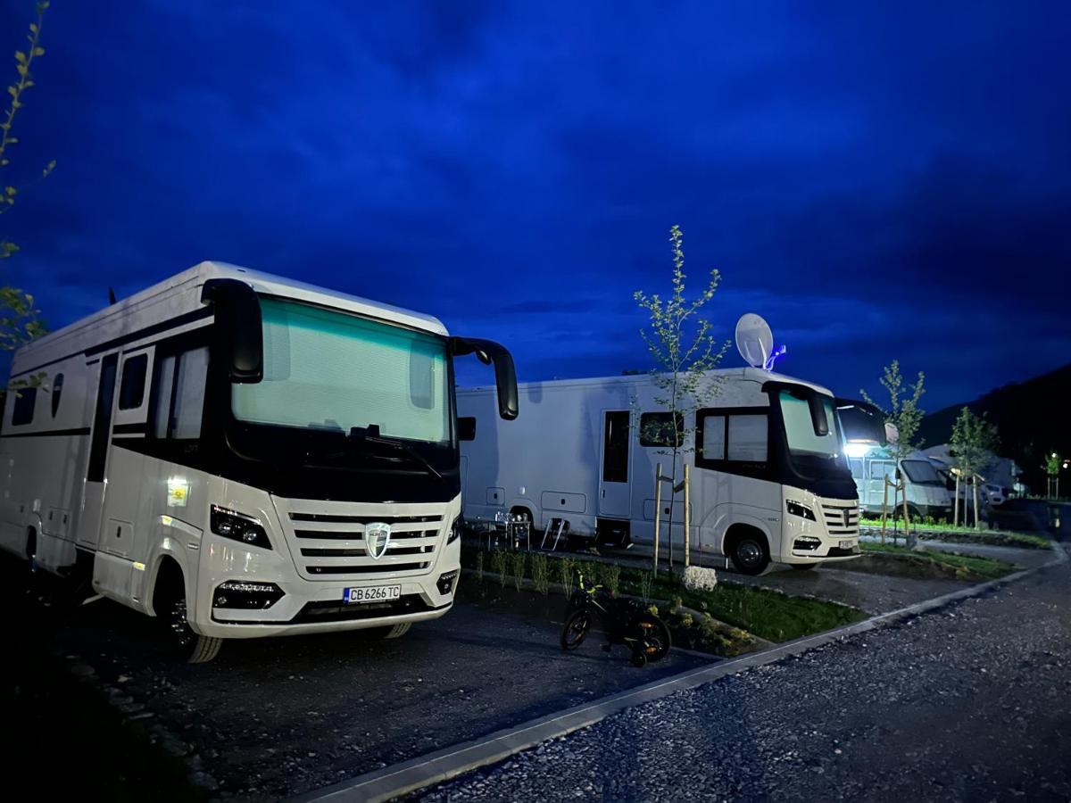 7 Lakes Camping Sapareva Bania Exterior foto