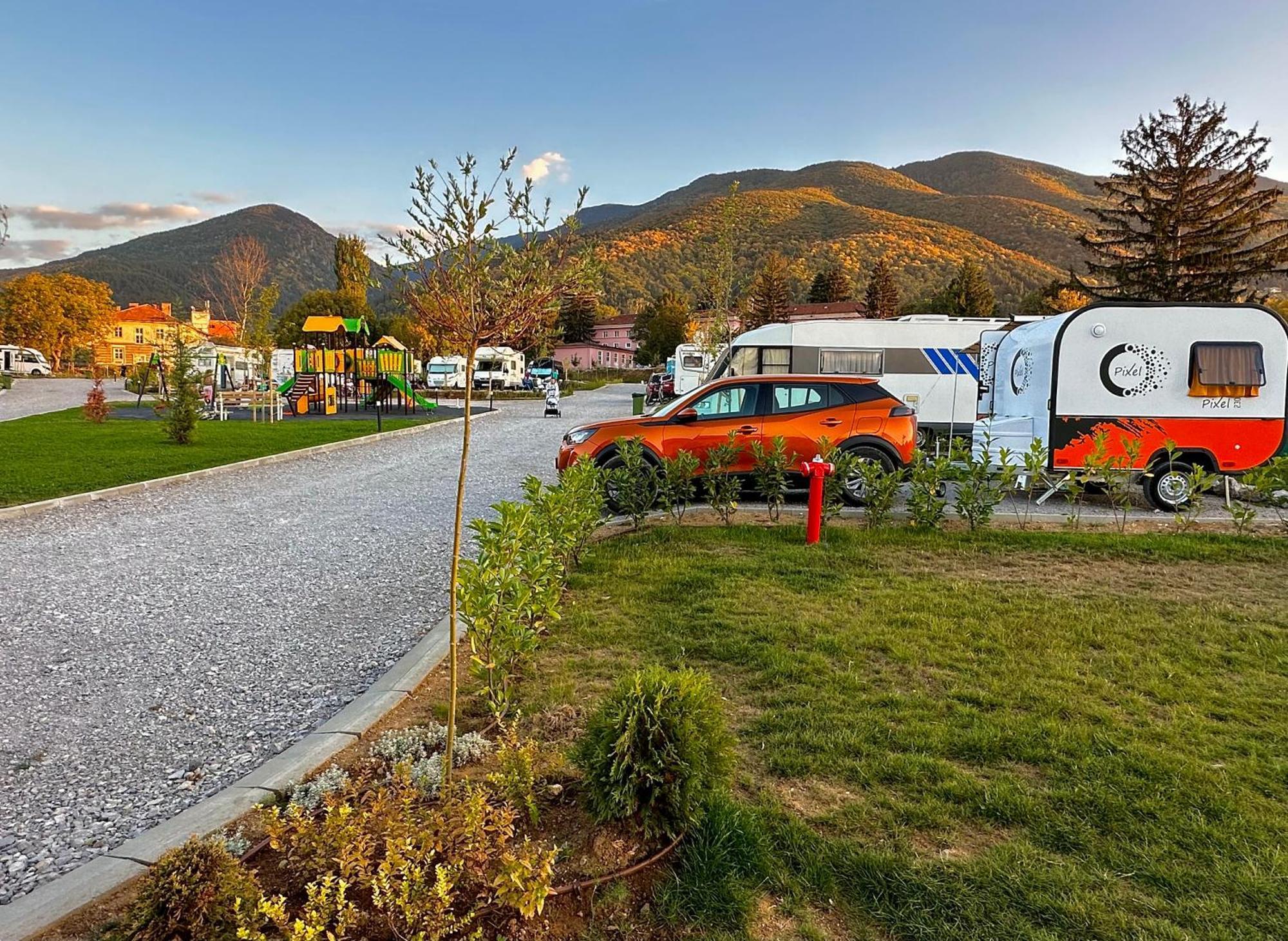 7 Lakes Camping Sapareva Bania Exterior foto