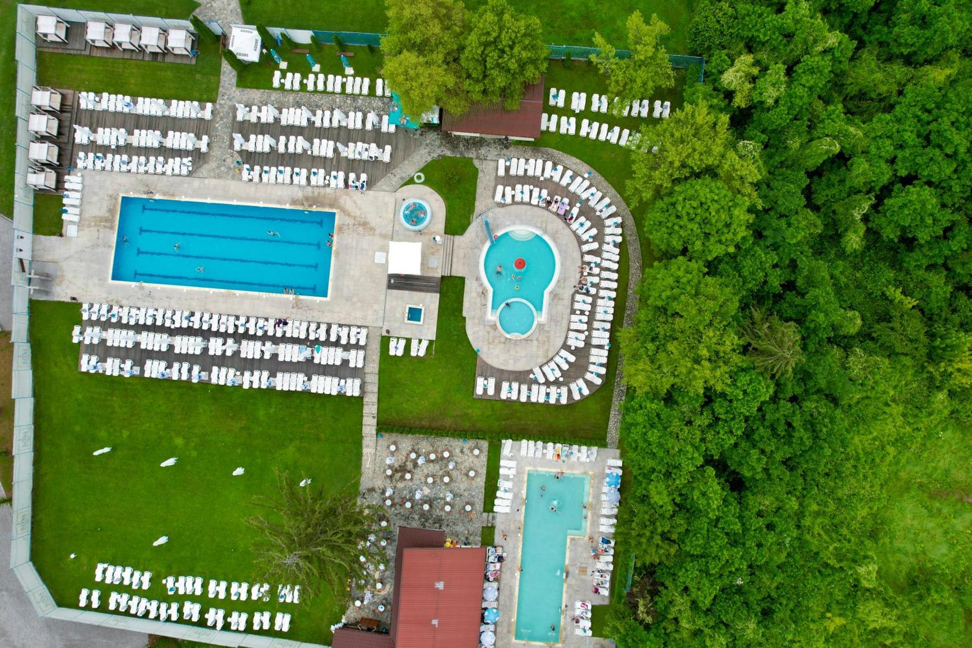7 Lakes Camping Sapareva Bania Exterior foto